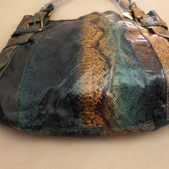 😎🐍Beautiful Snake-print Tote Bag!👜 - Picture 3 of 16